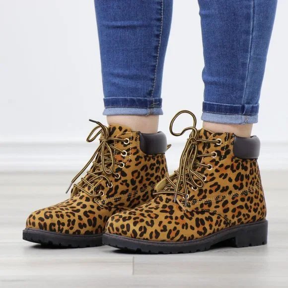 Women's Leopard Combat Lace-up Ankle Boots Low Heel Casual Short Booties - Picture 12 of 12